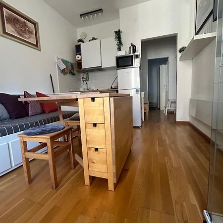 Very Close Studio Apartment Загреб Екстер'єр фото